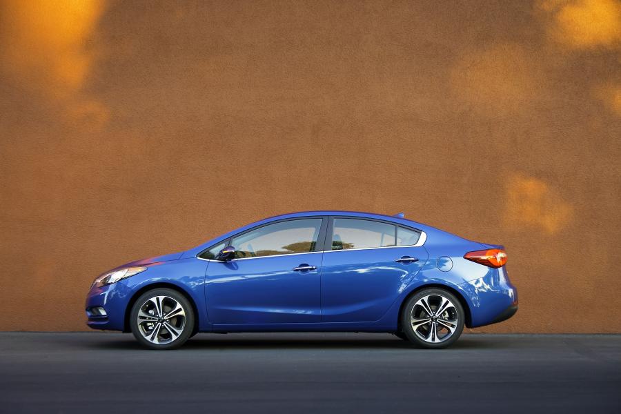  Kia Forte 2014 года  (фото 117 из 125)